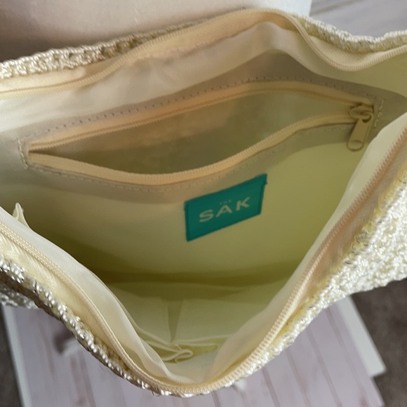 The Sak Sweet Little Crochet Bag with Silver Thread Inlay - Picture 4 of 8